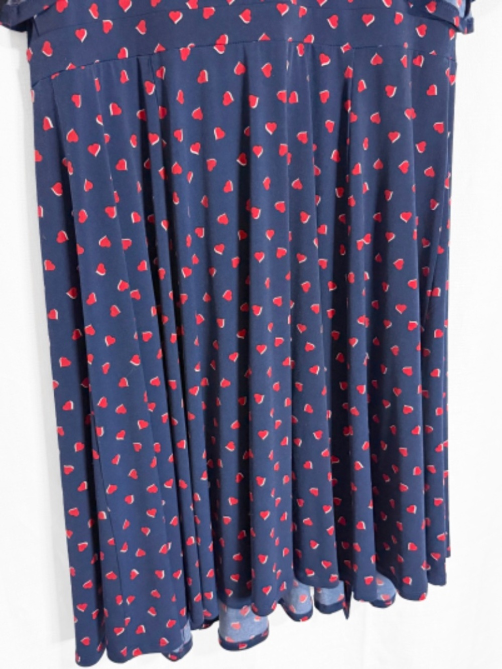 Torrid Navy Blue and Red Mini Hearts Studio Knit Faux Wrap Dress Size 1X - Picture 7 of 9